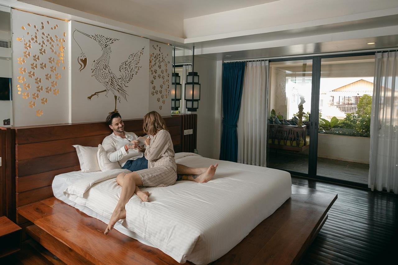 Balcony Suite, Free Mini Bar